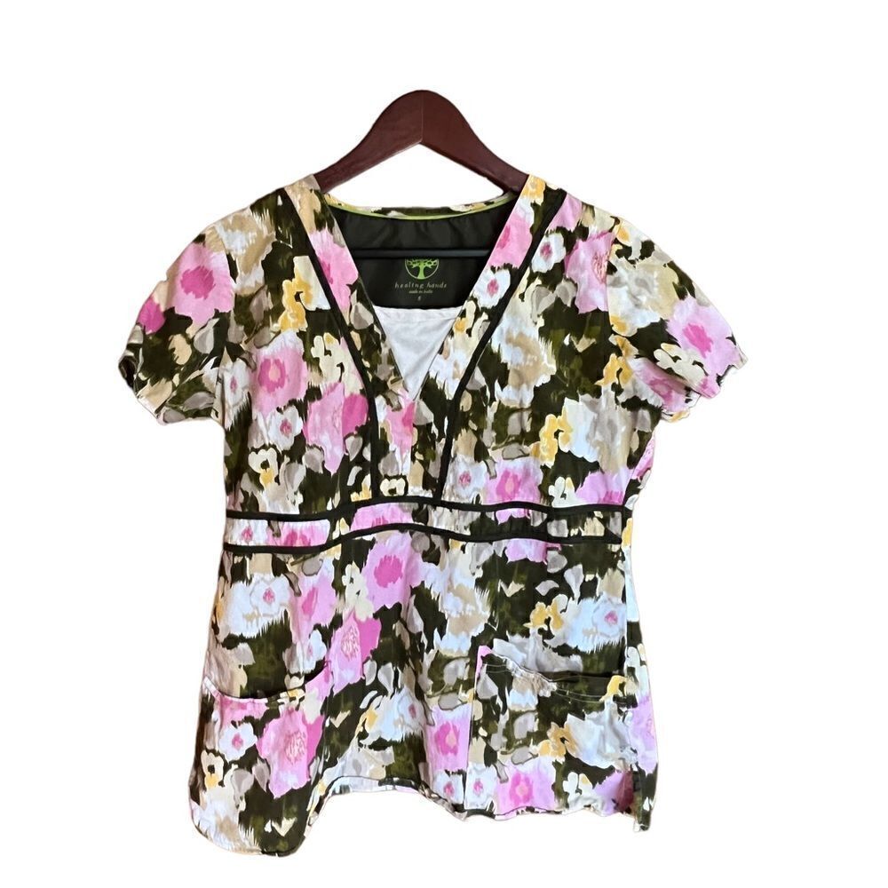 Healing Hands short sleeved v-neck floral scrub top women’s size XS
